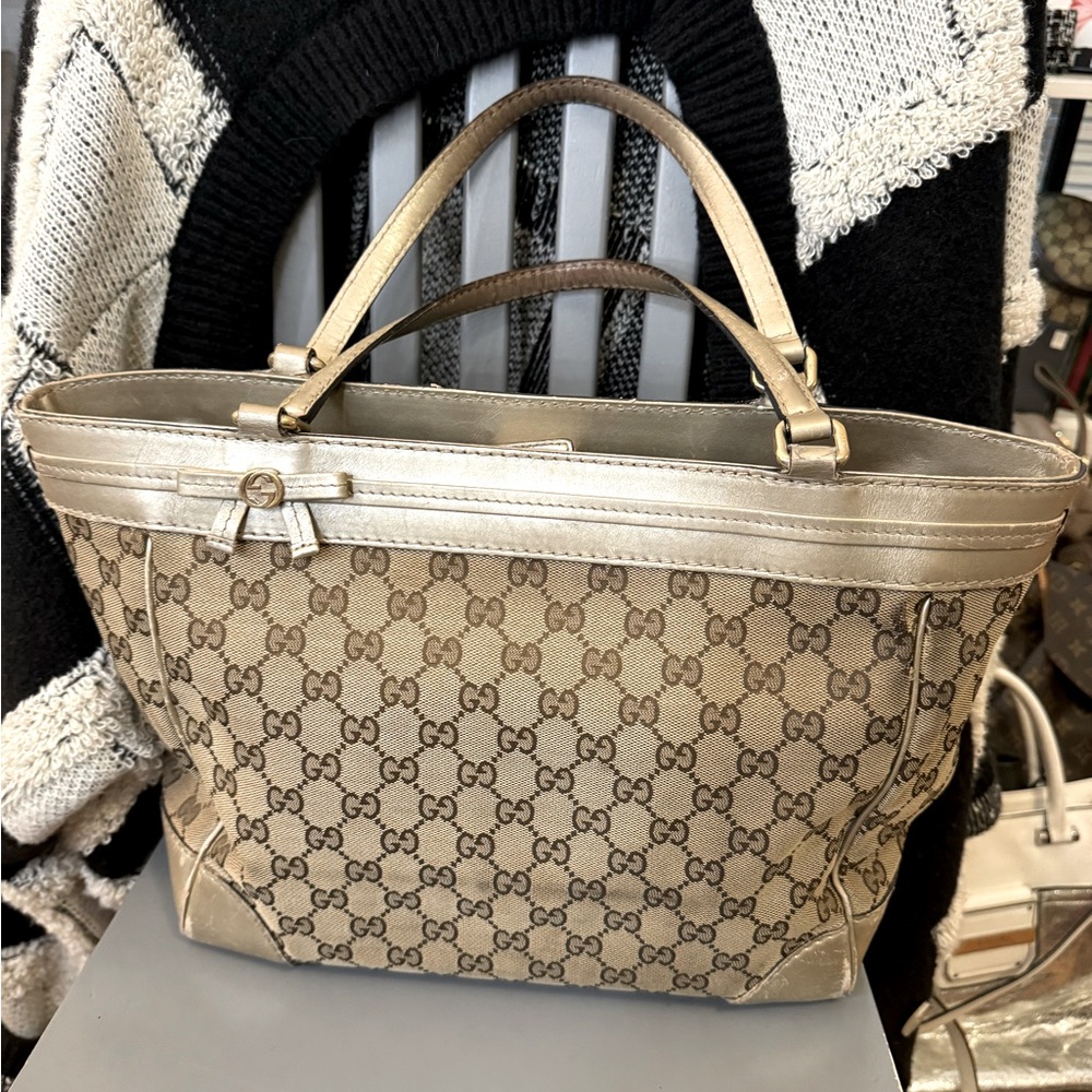 Gucci Tote with Bow Detail